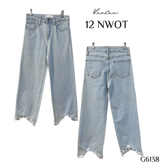 12 NWOT kancan jeans
